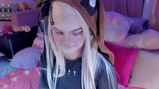 Angelica Reborn online show from 10/24/25, 03:36