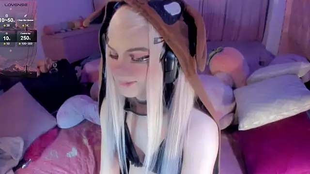 Angelica Reborn online show from 12/14/25, 12:49