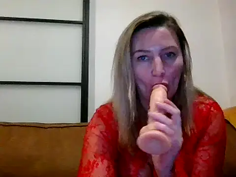 Snapshot of xwera chatting on 02/07/25, 08:10 xwera online show from 02/07/25, 08:10