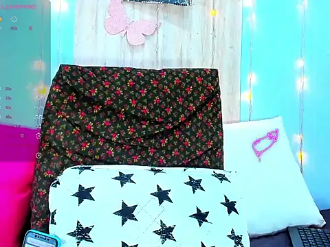 corynatayler online show from 12/14/24, 10:50