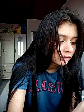 CHLOE ISABELL online show from 01/08/26, 08:55