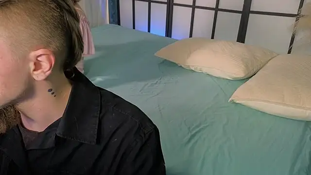 Saint Vicious online show from 03/15/25, 08:21