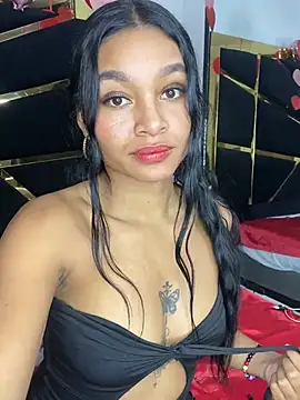 Lynda Bonnie online show from 02/28/25, 03:26