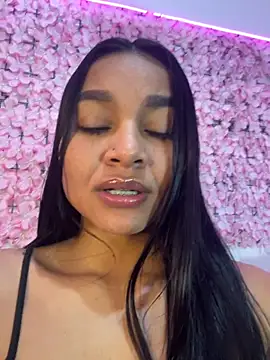 Lynda Bonnie online show from 11/16/25, 02:28