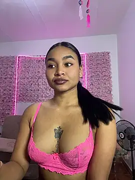 Lynda Bonnie online show from 06/23/26, 01:20