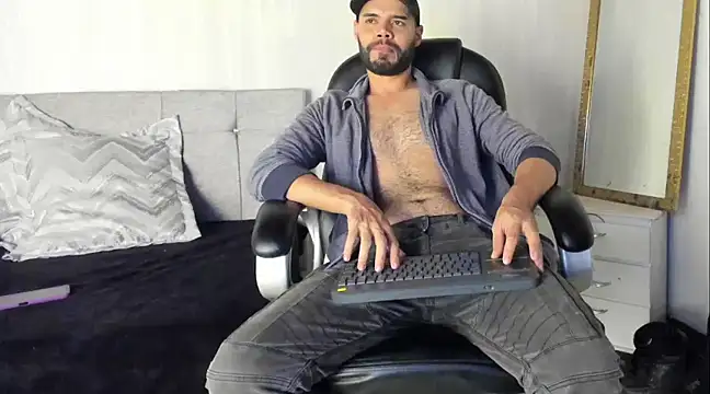 Luke Diaz7 online show from 03/21/25, 11:12