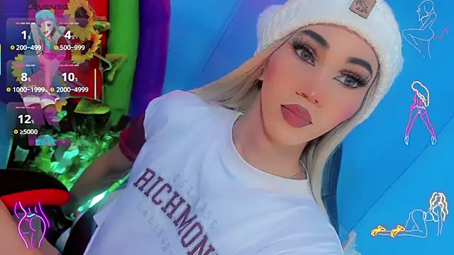 Snapshot of emelly_horny_ chatting on 09/22/25, 07:16 emelly horny online show from 09/22/25, 07:16