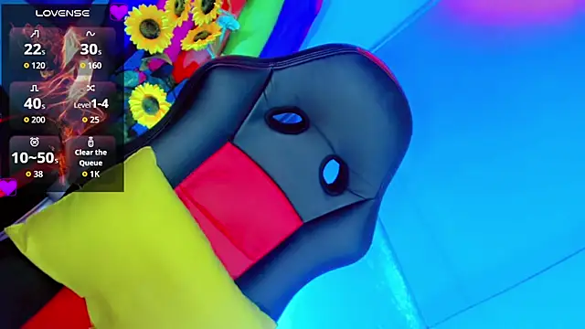 Snapshot of emelly_horny_ chatting on 10/16/25, 07:15 emelly horny online show from 10/16/25, 07:15