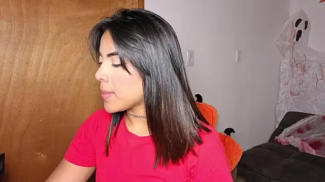 Snapshot of Maryybellax chatting on 10/23/25, 10:41 Maryybellax online show from 10/23/25, 10:41