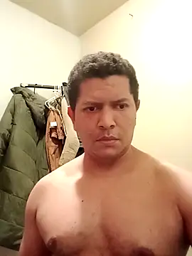 Snapshot of machoactivo1 chatting on 02/09/25, 11:36 machoactivo1 online show from 02/09/25, 11:36