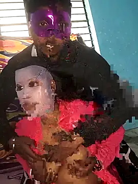 Snapshot of CuteRani001 chatting on 02/13/25, 08:38 CuteRani001 online show from 02/13/25, 08:38