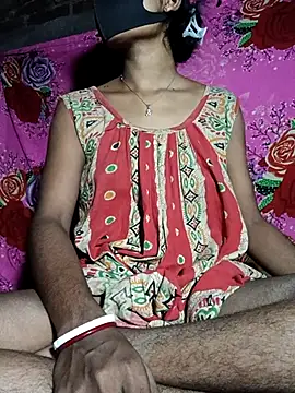 Snapshot of CuteRani001 chatting on 09/13/25, 04:40 CuteRani001 online show from 09/13/25, 04:40