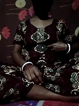 Snapshot of CuteRani001 chatting on 11/08/25, 10:48 CuteRani001 online show from 11/08/25, 10:48