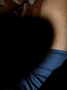 Snapshot of CuteRani001 chatting on 12/15/25, 06:06 CuteRani001 online show from 12/15/25, 06:06