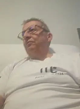 mann4u147 online show from 09/29/25, 08:46