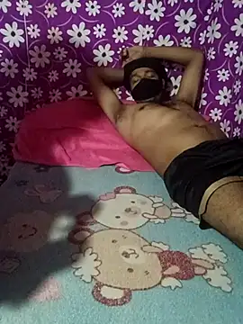 Snapshot of seetatiwari chatting on 02/28/25, 10:30 seetatiwari online show from 02/28/25, 10:30