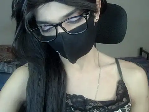 Snapshot of YourCDBitch chatting on 10/05/25, 07:01 YourCDBitch online show from 10/05/25, 07:01