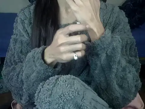 Snapshot of YourCDBitch chatting on 12/21/25, 12:07 YourCDBitch online show from 12/21/25, 12:07