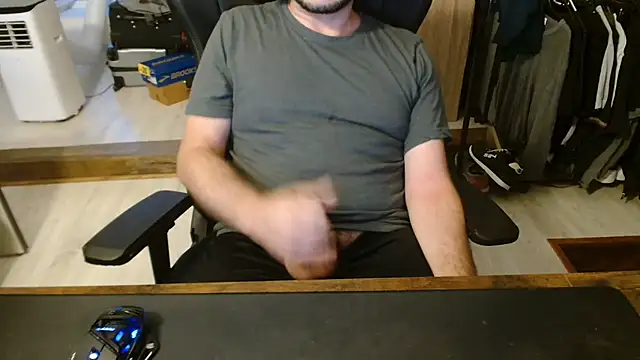 Yoolooh online show from 07/15/26, 08:03