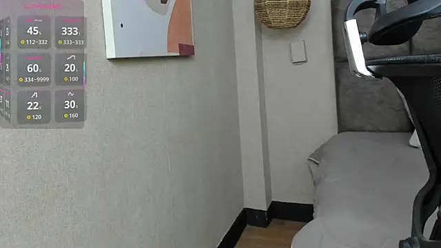 elizabeth 20 online show from 10/14/25, 07:03