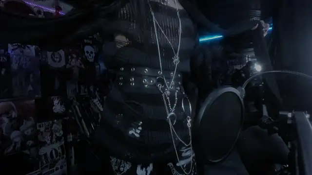 Snapshot of rotten_dreams chatting on 02/25/25, 11:00 rotten dreams online show from 02/25/25, 11:00