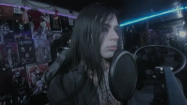 Snapshot of rotten_dreams chatting on 03/07/25, 06:11 rotten dreams online show from 03/07/25, 06:11