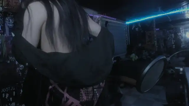 Snapshot of rotten_dreams chatting on 03/09/25, 04:00 rotten dreams online show from 03/09/25, 04:00