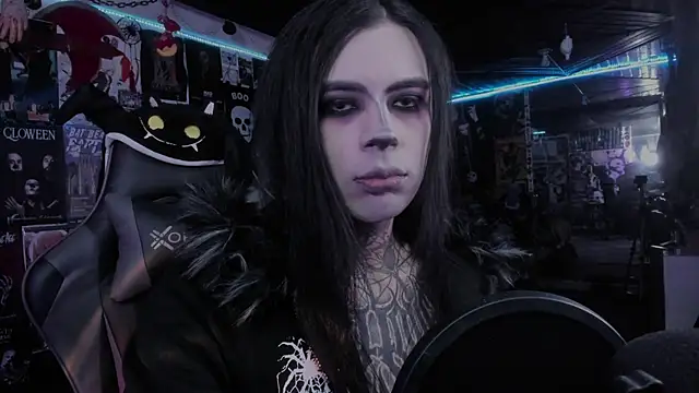 Snapshot of rotten_dreams chatting on 09/23/25, 05:05 rotten dreams online show from 09/23/25, 05:05