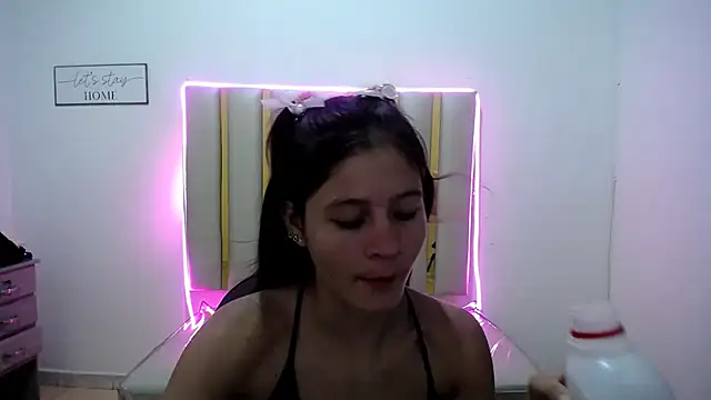 flakita sexyhot online show from 10/06/25, 10:02