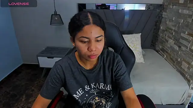 MELINAMARTINS online show from 01/15/26, 07:28