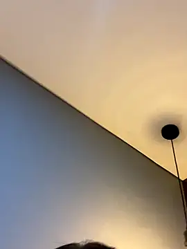 ValentinaOrtiz3 online show from 10/03/25, 12:29