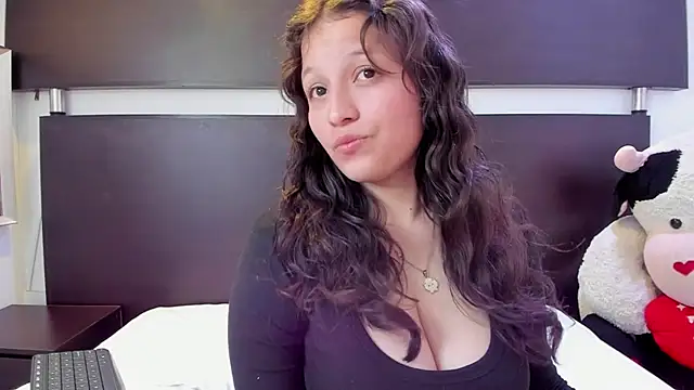 Marii 18 online show from 03/14/25, 07:04