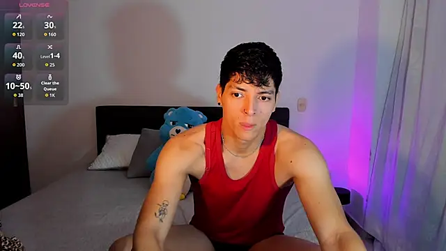  JacobMiller   online show from 10/05/25, 10:18