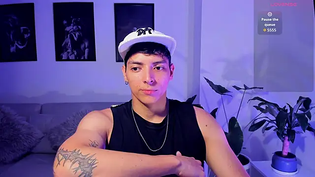  JacobMiller   online show from 04/16/26, 04:13