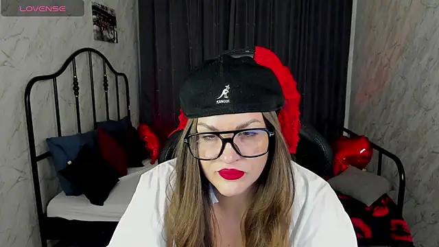 kamilla   moon online show from 03/10/25, 01:34