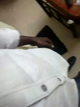 Snapshot of venky2026 chatting on 02/26/25, 09:53 venky2026 online show from 02/26/25, 09:53