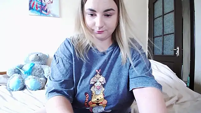 YourSwetiwGirl online show from 06/09/26, 08:59