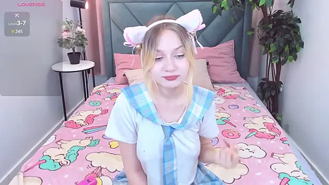 SweetieAngela online show from 03/05/25, 06:23