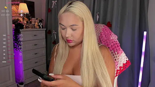  Loneve   online show from 03/28/26, 03:22