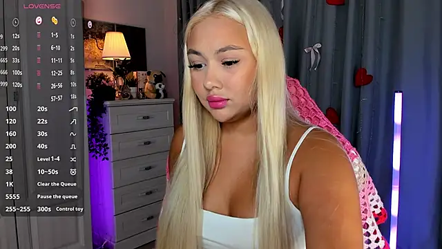  Loneve   online show from 04/04/26, 03:42