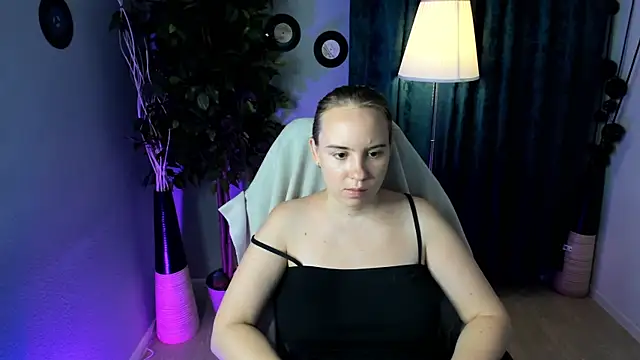 Lika 0ne online show from 07/25/26, 11:52