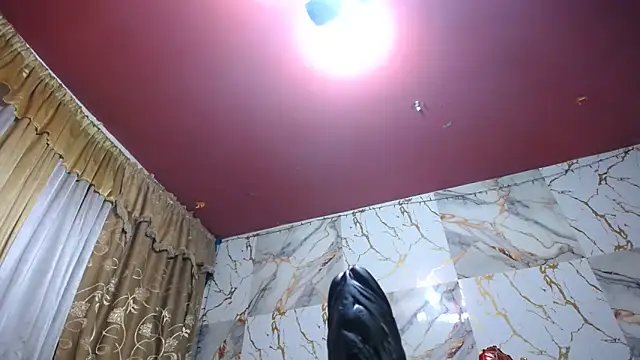 Snapshot of alina_maturehot chatting on 01/17/26, 08:52 alina maturehot online show from 01/17/26, 08:52