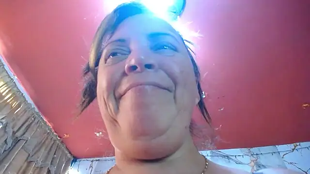 Snapshot of alina_maturehot chatting on 01/17/26, 08:56 alina maturehot online show from 01/17/26, 08:56