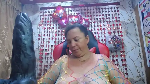 Snapshot of alina_maturehot chatting on 02/16/26, 11:12 alina maturehot online show from 02/16/26, 11:12