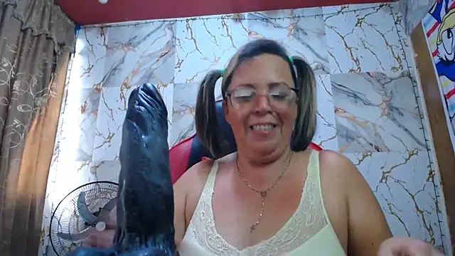 Snapshot of alina_maturehot chatting on 02/26/26, 07:24 alina maturehot online show from 02/26/26, 07:24