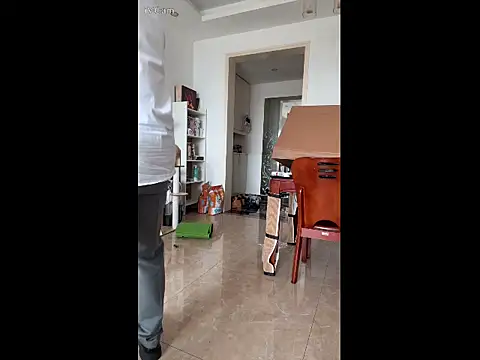 Snapshot of 0W00GIGi chatting on 09/26/25, 05:00 0W00GIGi online show from 09/26/25, 05:00