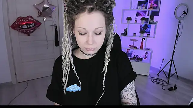 HoneySallyMoore online show from 09/14/25, 12:26