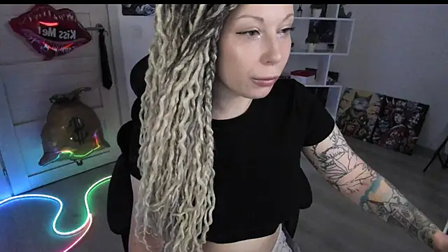 HoneySallyMoore online show from 07/20/26, 01:53