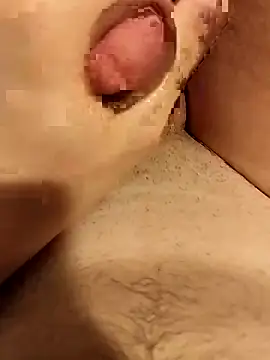 jojolecochon1 online show from 03/09/25, 04:00