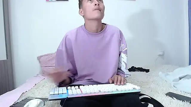 duo peludoo online show from 10/31/25, 03:18